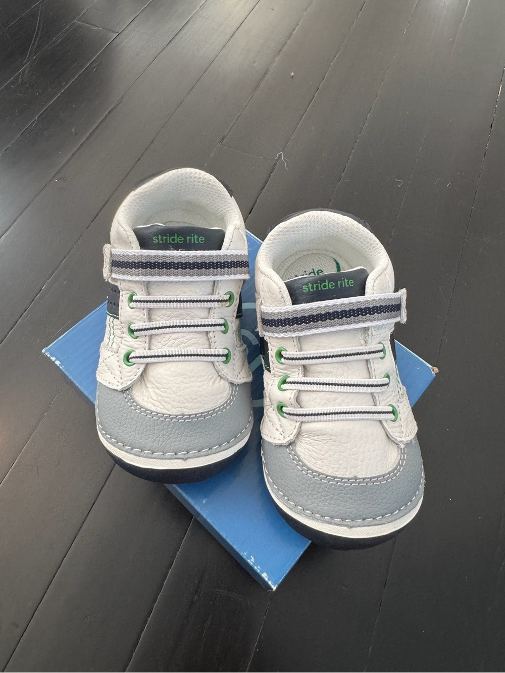 Stride Rite White, Gray & Green Toddler Sneakers - Picture 4 of 6